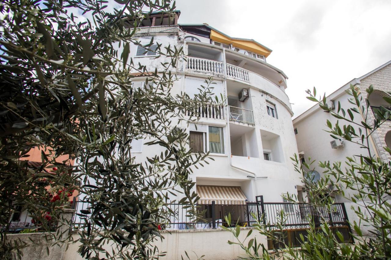 Dom B Apartments Будва Экстерьер фото